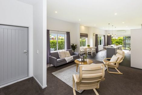 Photo of property in 16 Lane Street, Wallaceville, Upper Hutt, 5018