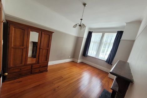 Photo of property in 11 Aorangi Terrace, Thorndon, Wellington, 6011