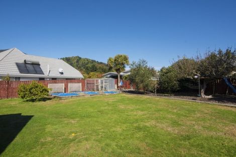 Photo of property in 4a Huia Street, Waikawa, Picton, 7220