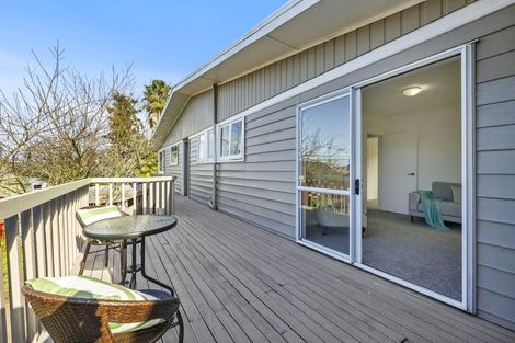 Photo of property in 10 La Trobe Street, Pakuranga Heights, Auckland, 2010