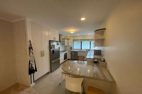 Photo of property in 6 Headcorn Place, Botany Downs, Auckland, 2010