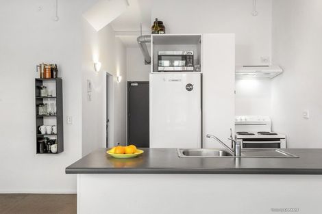 Photo of property in Aulsebrooks Apartments, 7/178 Wakefield Street, Te Aro, Wellington, 6011