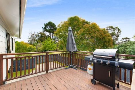 Photo of property in 2/123 Millbrook Road, Sunnyvale, Auckland, 0612