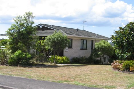 Photo of property in 5 Parkside Road, West Harbour, Auckland, 0618