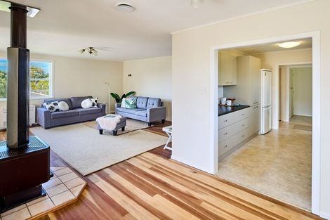 Photo of property in 18 Pukerua Beach Road, Pukerua Bay, 5026