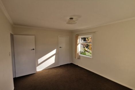 Photo of property in 4a Thurleigh Grove, Karori, Wellington, 6012