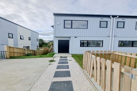 Photo of property in 45a Crestview Rise, Papakura, 2110