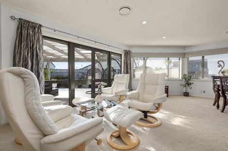 Photo of property in 3 Virginia Grove, Milson, Palmerston North, 4414