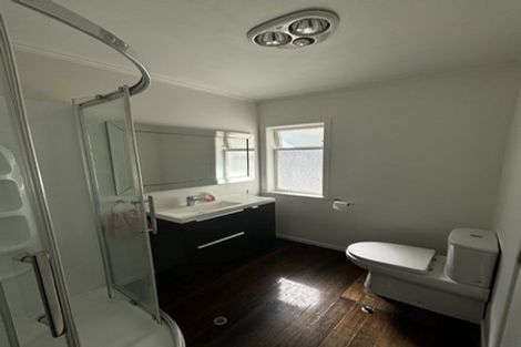 Photo of property in 47 Churchouse Road, Greenhithe, Auckland, 0632