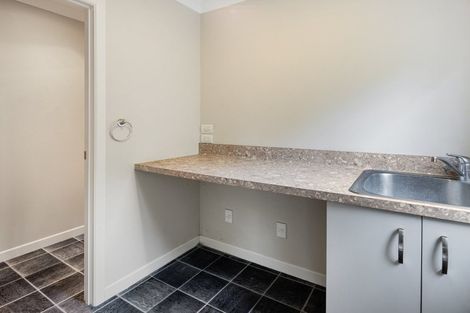 Photo of property in 30 Sandwich Road, St Andrews, Hamilton, 3200