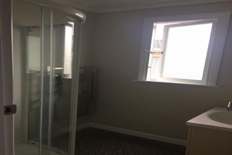 Photo of property in 47 Whiteley Street, Moturoa, New Plymouth, 4310