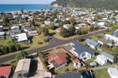 Photo of property in 215 Hauturu Street, Whangamata, 3620
