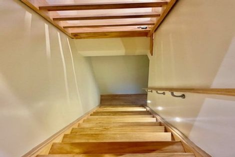 Photo of property in 22 Parliament Street, Thorndon, Wellington, 6011