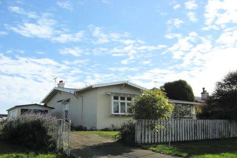 Photo of property in 1 Mason Terrace, Gonville, Whanganui, 4501