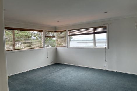 Photo of property in 27a St Annes Crescent, Wattle Downs, Auckland, 2103