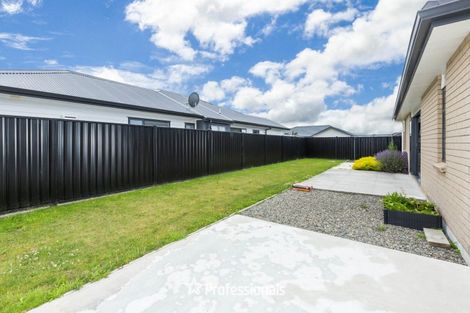 Photo of property in 36 Filmer Crescent, Wallaceville, Upper Hutt, 5018