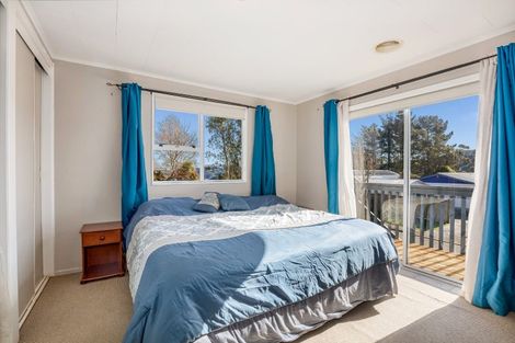 Photo of property in 25 Robson Street, Stokes Valley, Lower Hutt, 5019