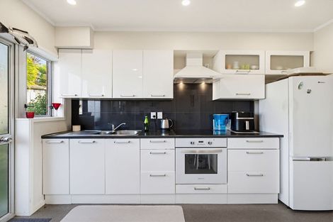 Photo of property in 3/16 Willerton Avenue, New Lynn, Auckland, 0600