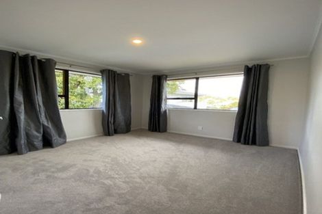 Photo of property in 107 Weatherly Road, Torbay, Auckland, 0630