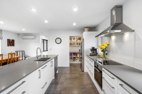 Photo of property in 10 Elizabeth Allen Drive, West Melton, 7618