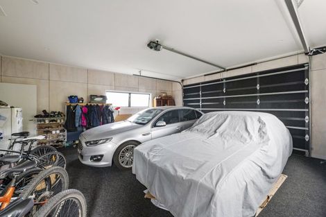 Photo of property in 32 Lacebark Drive, Kinloch, Taupo, 3377