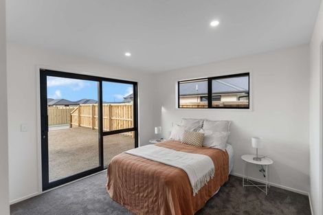 Photo of property in 24 Herridge Street, Woodend, 7691