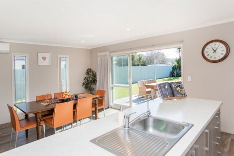 Photo of property in 34 Hamilton Drive, Wainui, Gisborne, 4010