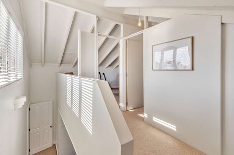 Photo of property in 8 Cochrane Street, Fairy Springs, Rotorua, 3015