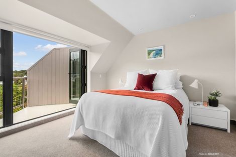 Photo of property in 75a Cashmere Avenue, Khandallah, Wellington, 6035