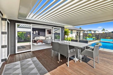 Photo of property in 32 Montiicola Drive, Papamoa Beach, Papamoa, 3118