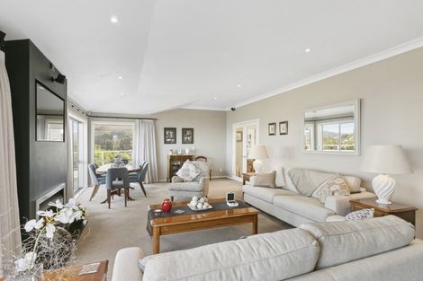 Photo of property in 9 Imran Terrace, Khandallah, Wellington, 6035