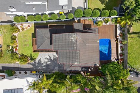 Photo of property in 2/50 Masterton Road, Rothesay Bay, Auckland, 0630