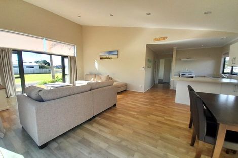 Photo of property in 329 Harbour Drive East, Matarangi, Whitianga, 3592