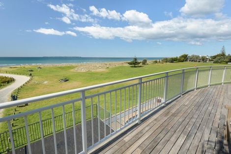 Photo of property in 1011 Papamoa Beach Road, Papamoa Beach, Papamoa, 3118
