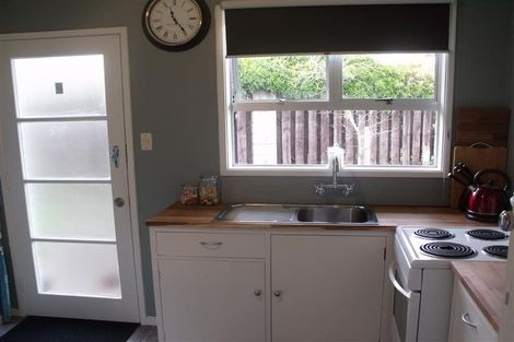 Photo of property in 3/8a Christie Crescent, Havelock North, 4130