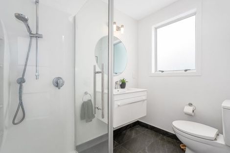 Photo of property in 12 Halyard Place, Whitby, Porirua, 5024