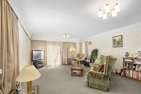 Photo of property in 24 Westview Grove, Miramar, Wellington, 6022