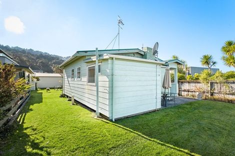 Photo of property in 24 Pacific Road, Waihi Beach, 3611