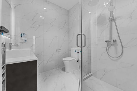 Photo of property in 31 Korowhiti Road, Clarks Beach, 2122