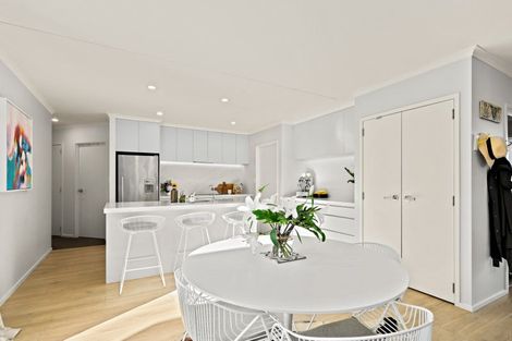 Photo of property in 24 Laly Haddon Place, Matakana, 0985