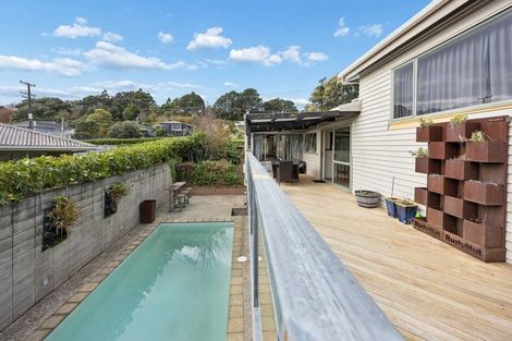 Photo of property in 3 Grendon Road, Titirangi, Auckland, 0604