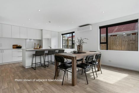 Photo of property in 37d Tawhiri Road, One Tree Hill, Auckland, 1061