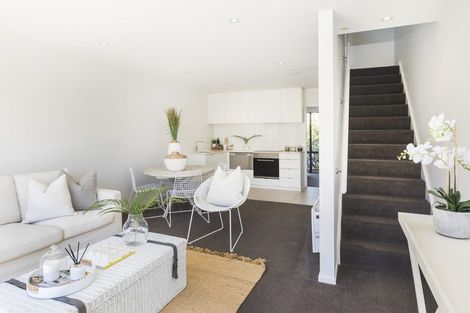 Photo of property in 8/20 North Avon Road, Richmond, Christchurch, 8013