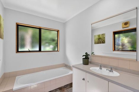 Photo of property in 83 Joll Road, Havelock North, 4130