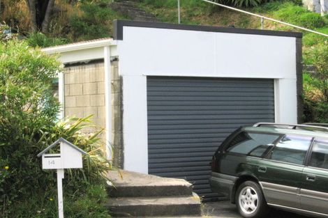Photo of property in 14 Baffin Grove, Kingston, Wellington, 6021