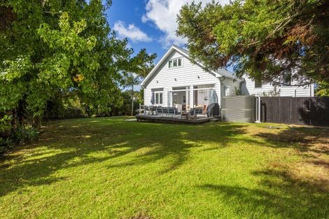 Photo of property in 10a Olwyn Place, Greenhithe, Auckland, 0632