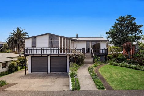 Photo of property in 203 Harbour Road, Ohope, 3121