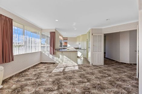 Photo of property in 40 Gisborne Terrace, Opunake, 4616