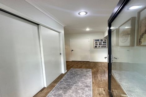 Photo of property in 17 Tercel Place, Sunnyhills, Auckland, 2010