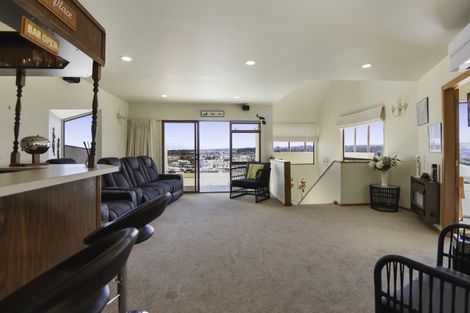 Photo of property in 6 Hipango Terrace, Durie Hill, Whanganui, 4500